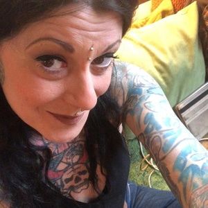 Meet your Posher, Juliette